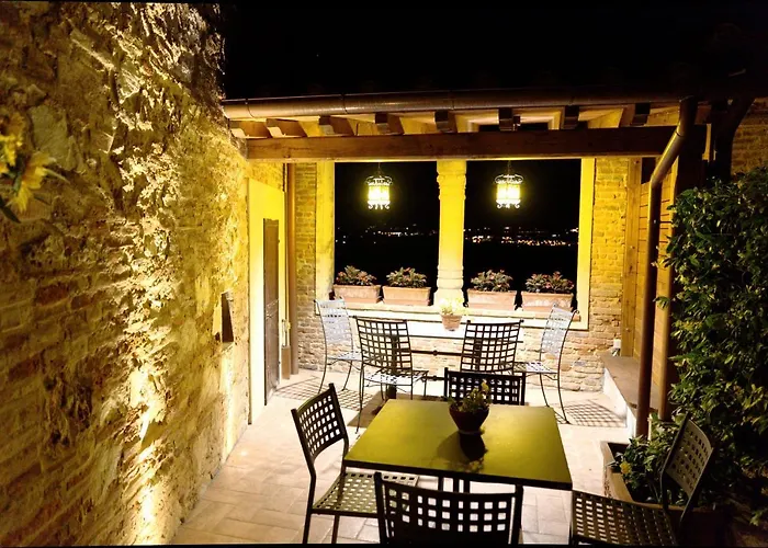 ベッド・アンド・ブレックファスト I Tre Poderi 1872